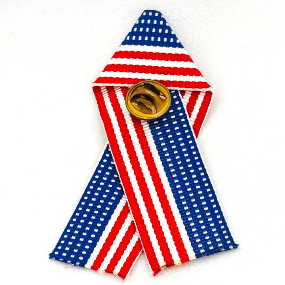 Vintage Patriotic Ribbon Pin w/Gold Tone Eagle On American Flag - Picture 5 of 5